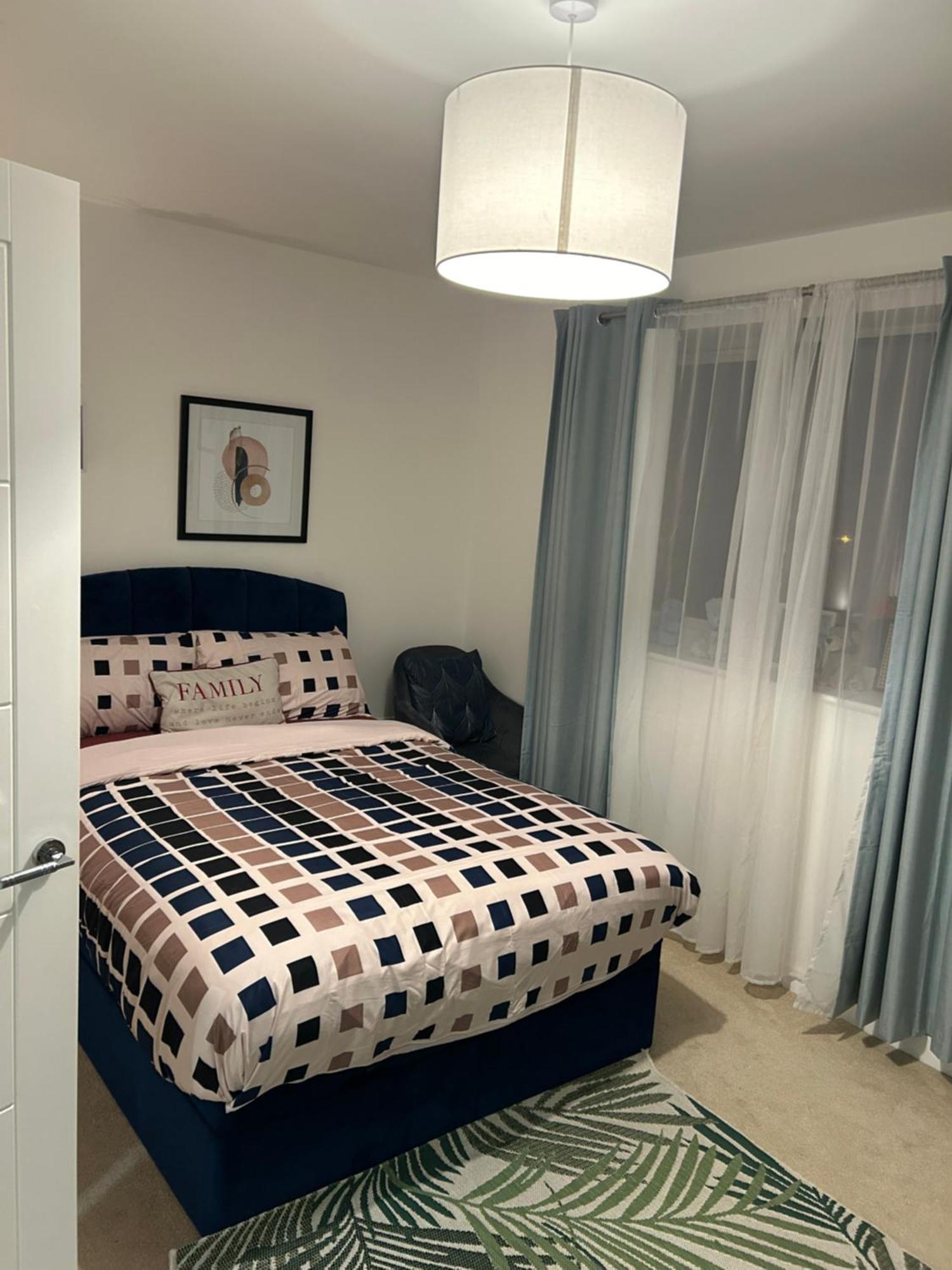 Comfortable Double Room & Single Room In Vibrant Hatfield Neighbourhood Exterior photo